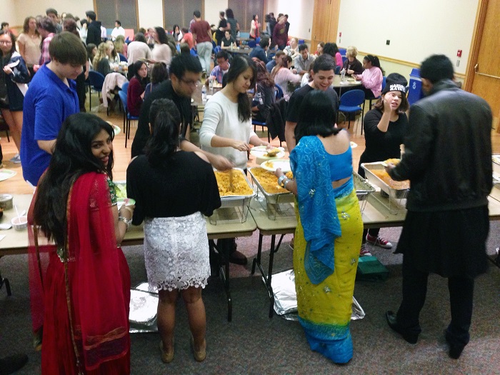 Hillel and MSA host a dinner celebrating Eid and Yom 